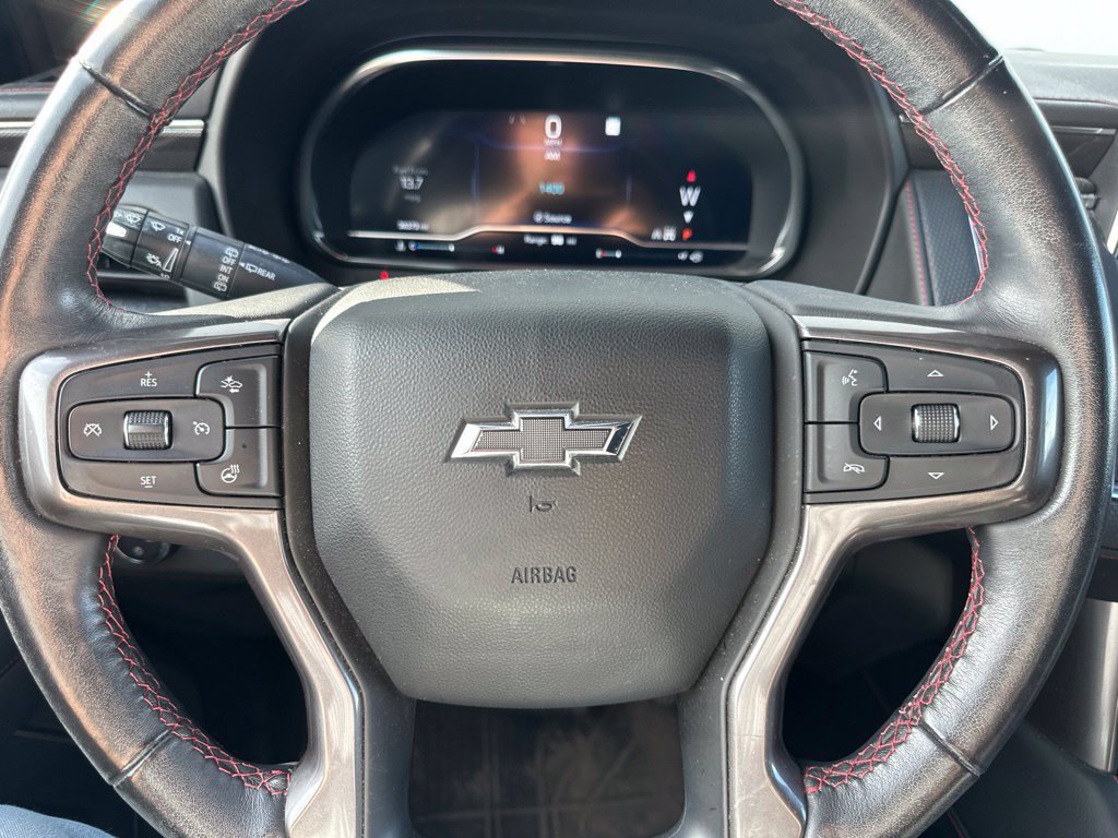 Used 2022 Chevrolet Suburban RST w/ Sport Performance Package AWD/4WD image 42