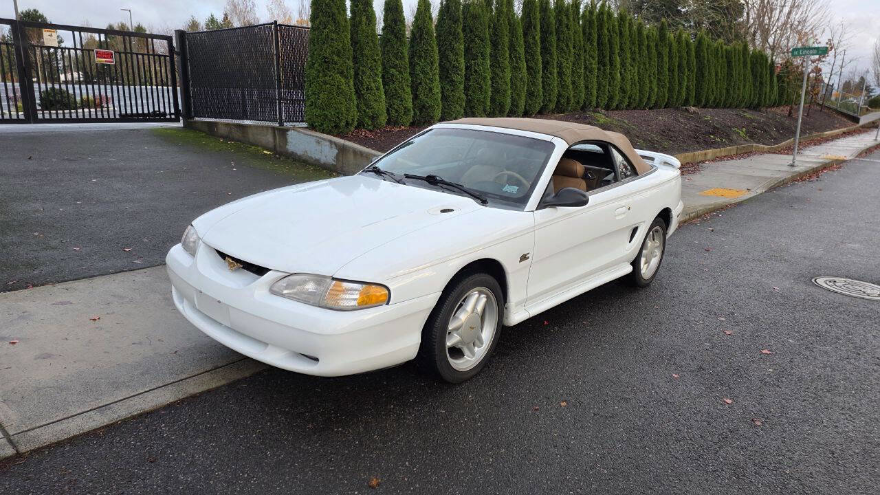 Used 1995 Ford Mustang GT RWD image 3