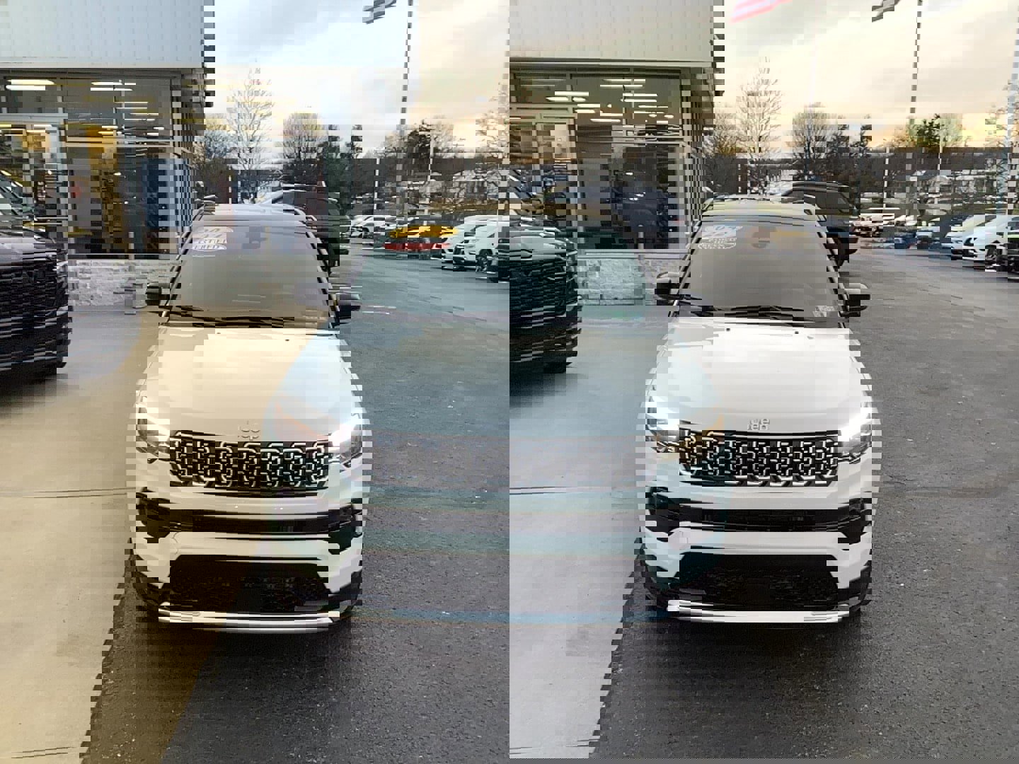 Certified 2024 Jeep Compass Limited w/ Elite Group image 2