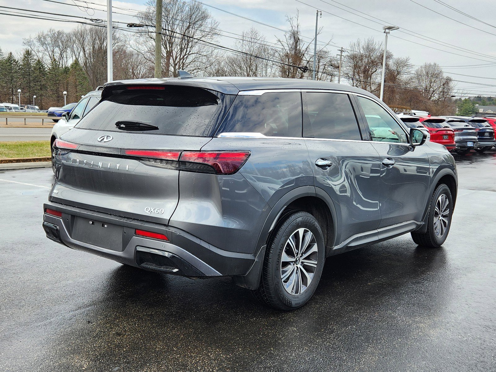 Used 2023 INFINITI QX60 Pure image 4