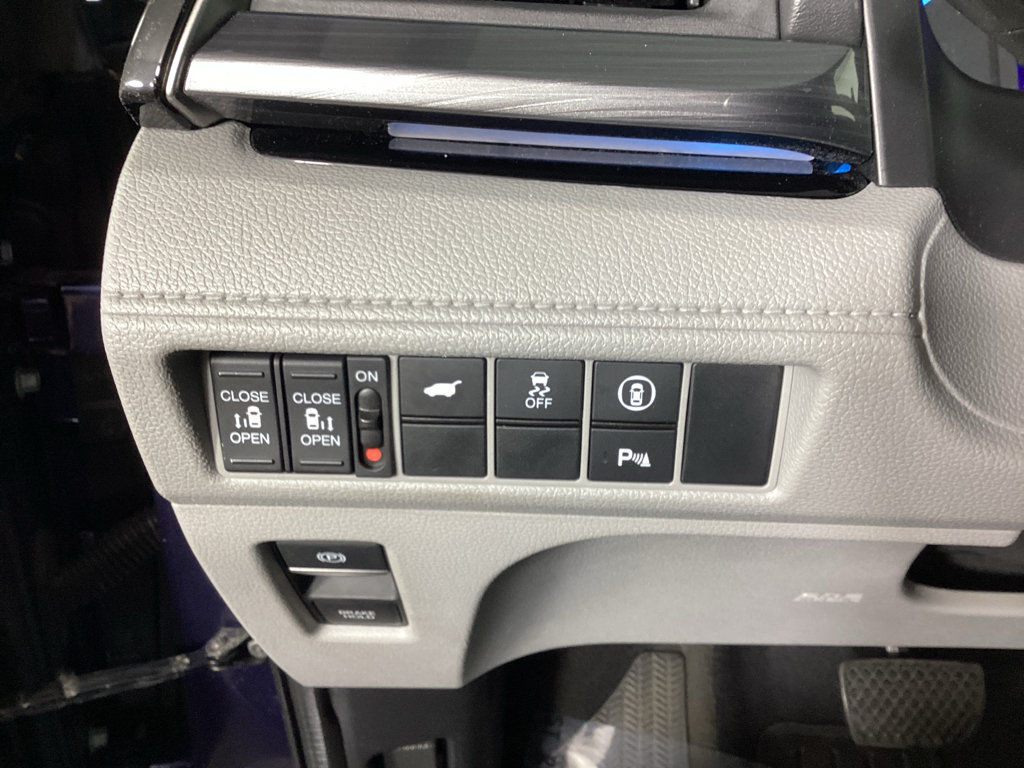 Used 2021 Honda Odyssey Elite image 22