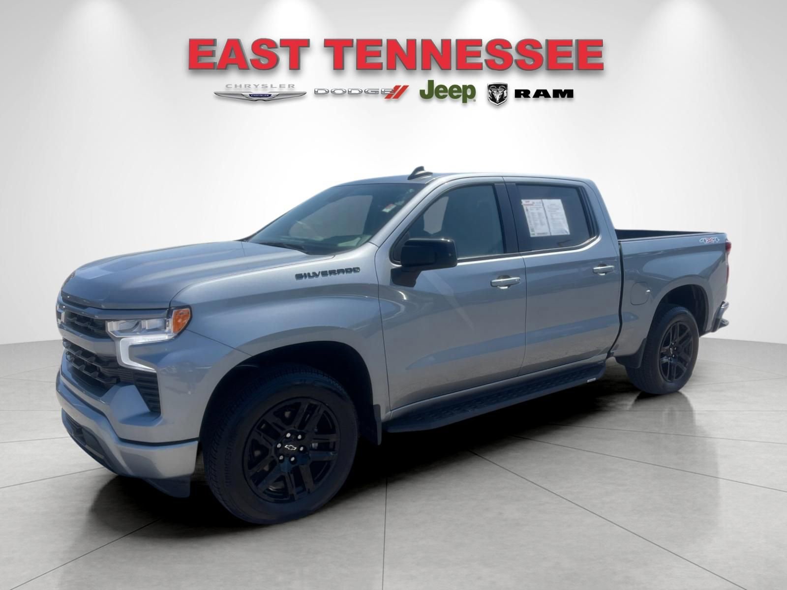Used 2026 Chevrolet Silverado 1500 RST w/ LPO, Dark Essentials Package image 7