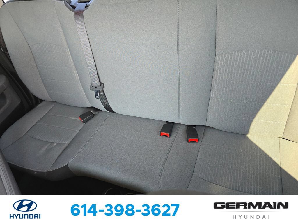 Used 2024 RAM 1500 Classic SLT AWD/4WD image 19