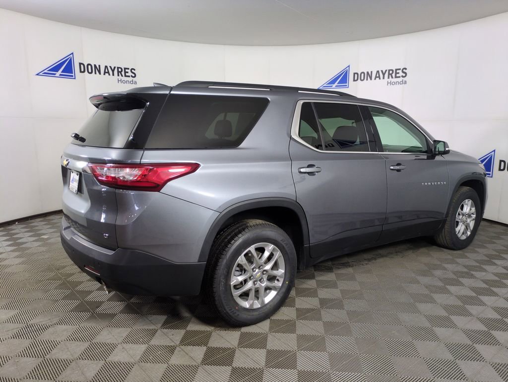 Used 2021 Chevrolet Traverse LT image 7