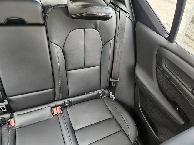 New 2026 Volvo XC40 B5 Ultra w/ Climate Package AWD/4WD image 15