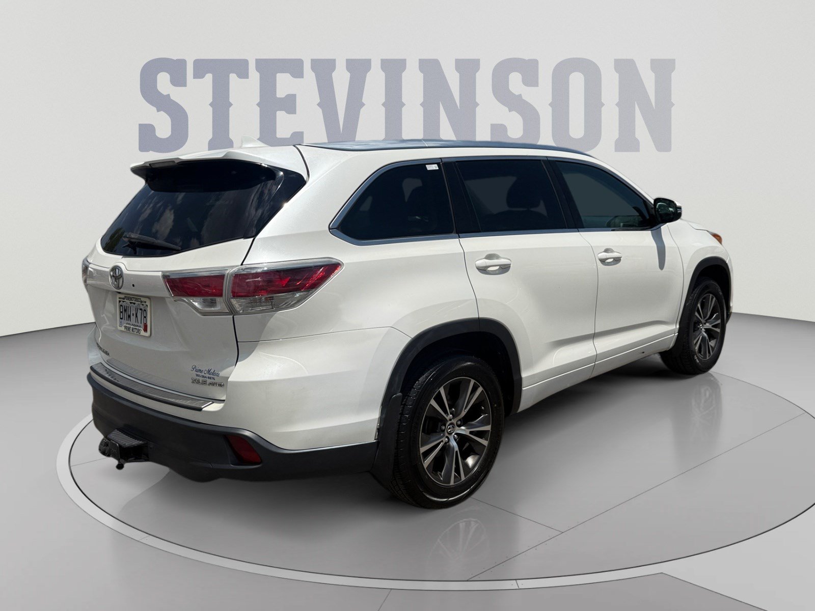 Used 2016 Toyota Highlander XLE AWD/4WD image 5