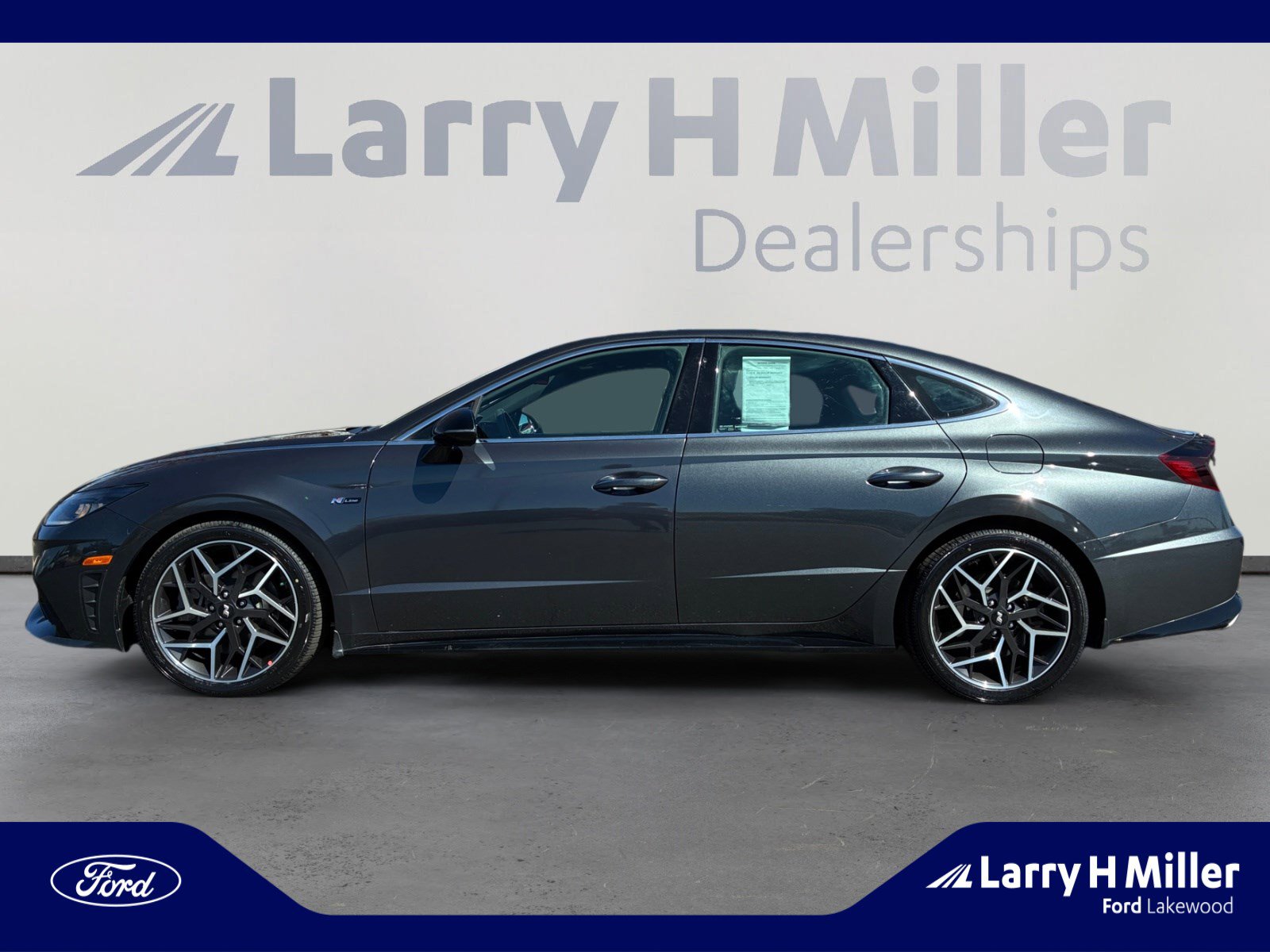 Used 2022 Hyundai Sonata N Line image 2