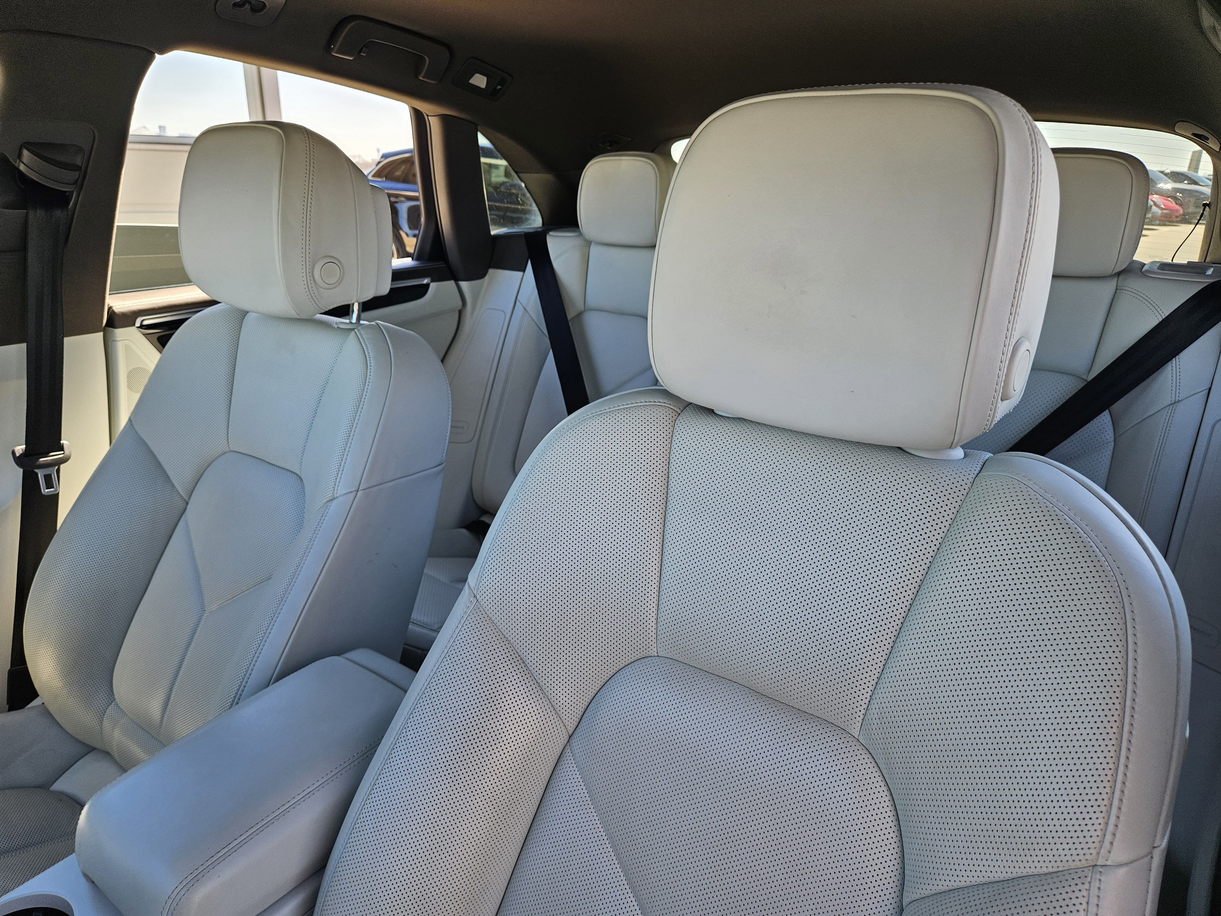 Used 2017 Porsche Macan S image 6