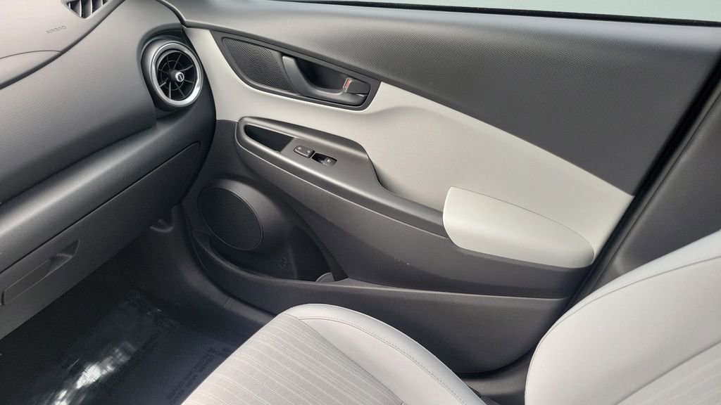 Certified 2023 Hyundai Kona SEL FWD image 13