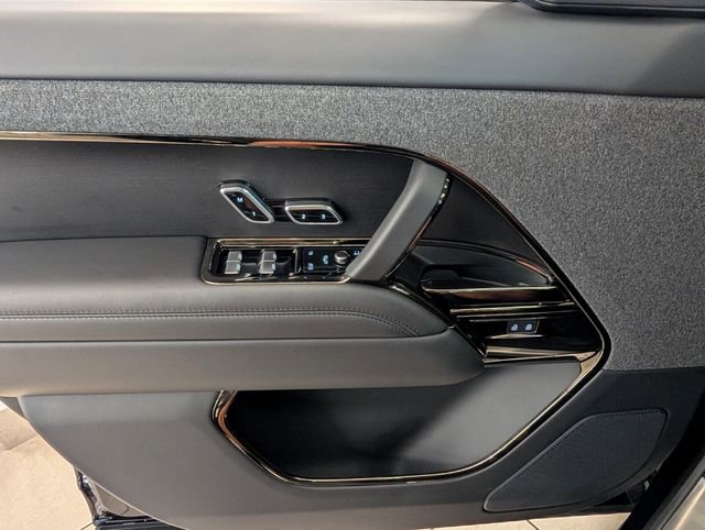 Used 2024 Land Rover Range Rover Sport Dynamic SE image 37