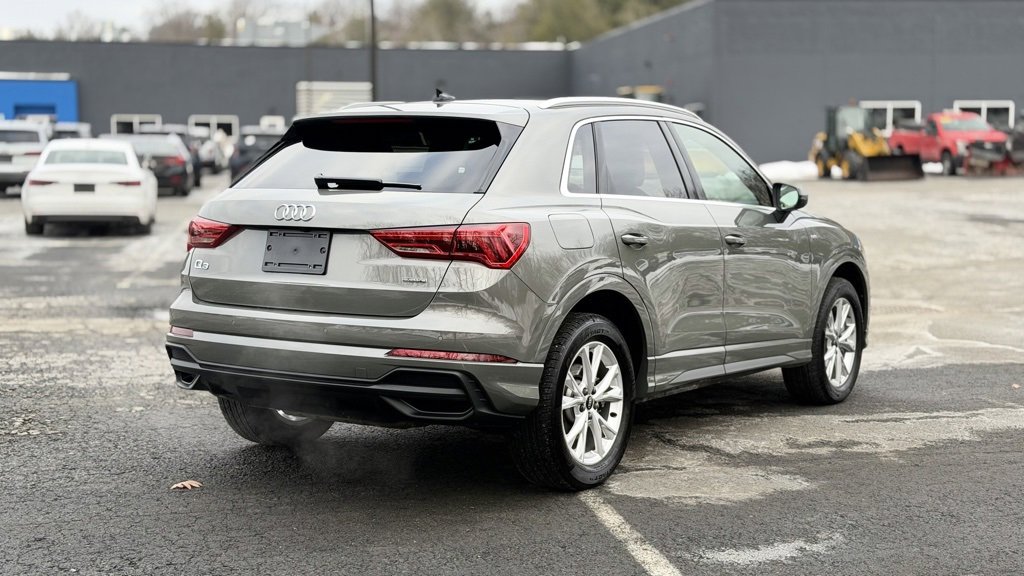 Used 2025 Audi Q3 2.0T Premium w/ Convenience Package image 7