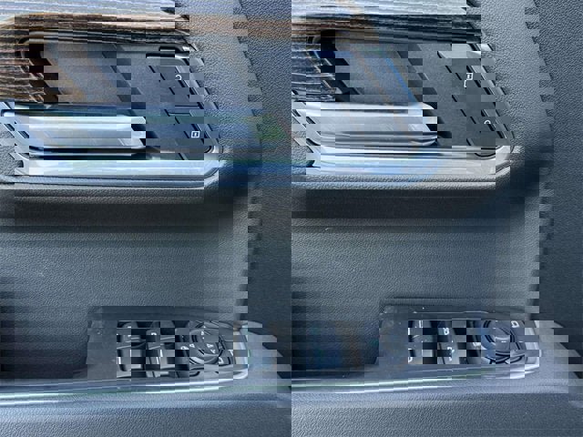 New 2026 GMC Sierra 1500 SLE image 16