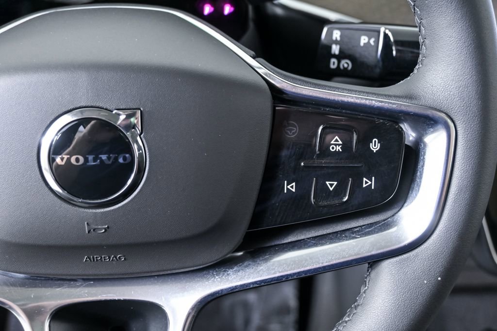 Used 2025 Volvo EX90 Plus AWD/4WD image 13
