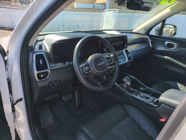 Certified 2023 Kia Sorento SX AWD/4WD image 14