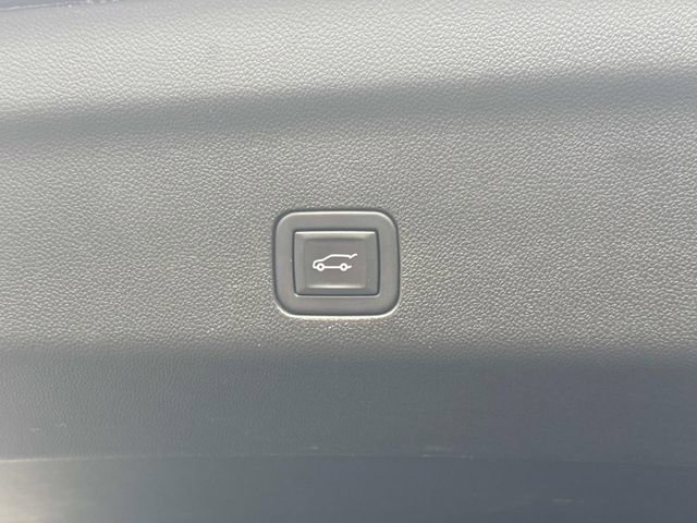 Used 2024 Chevrolet Tahoe LT AWD/4WD image 14