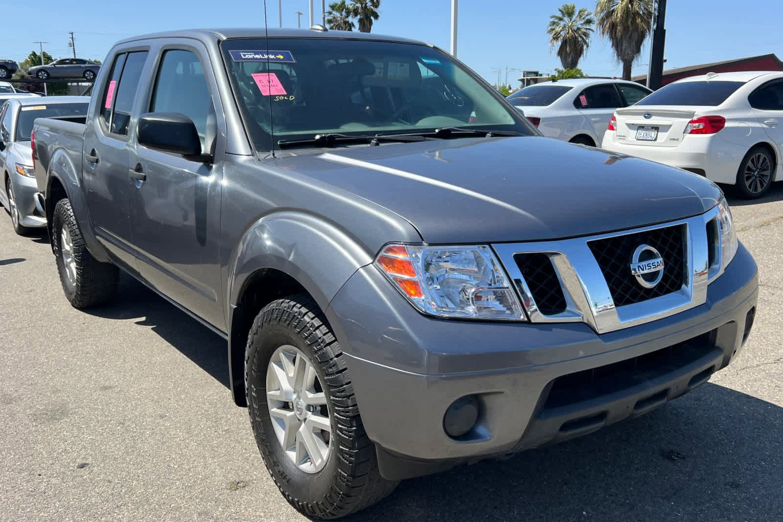Used 2018 Nissan Frontier SV AWD/4WD image 3