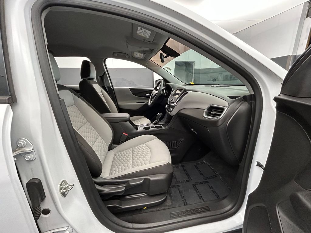 Used 2019 Chevrolet Equinox LS w/ LPO, Floor Liner Package FWD image 42