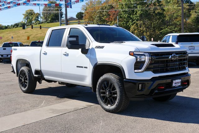 New 2025 Chevrolet Silverado 2500 LT w/ Trail Boss Package