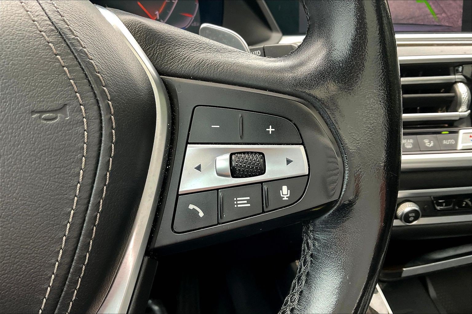 Used 2019 BMW X5 xDrive40i w/ Convenience Package AWD/4WD image 12