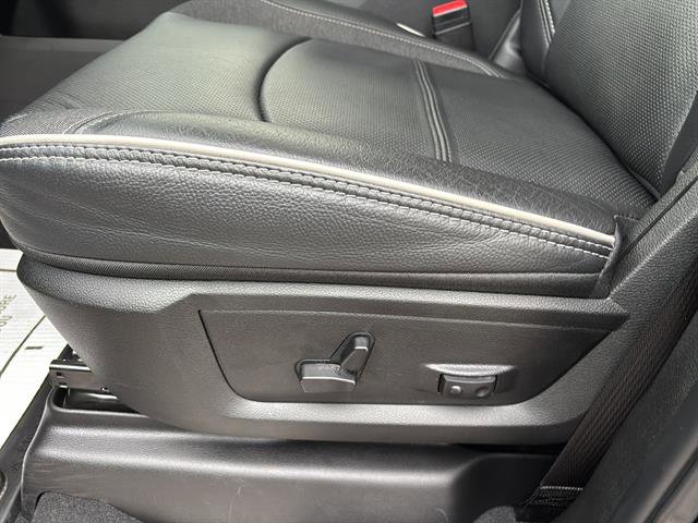 Used 2025 RAM 3500 Limited image 12