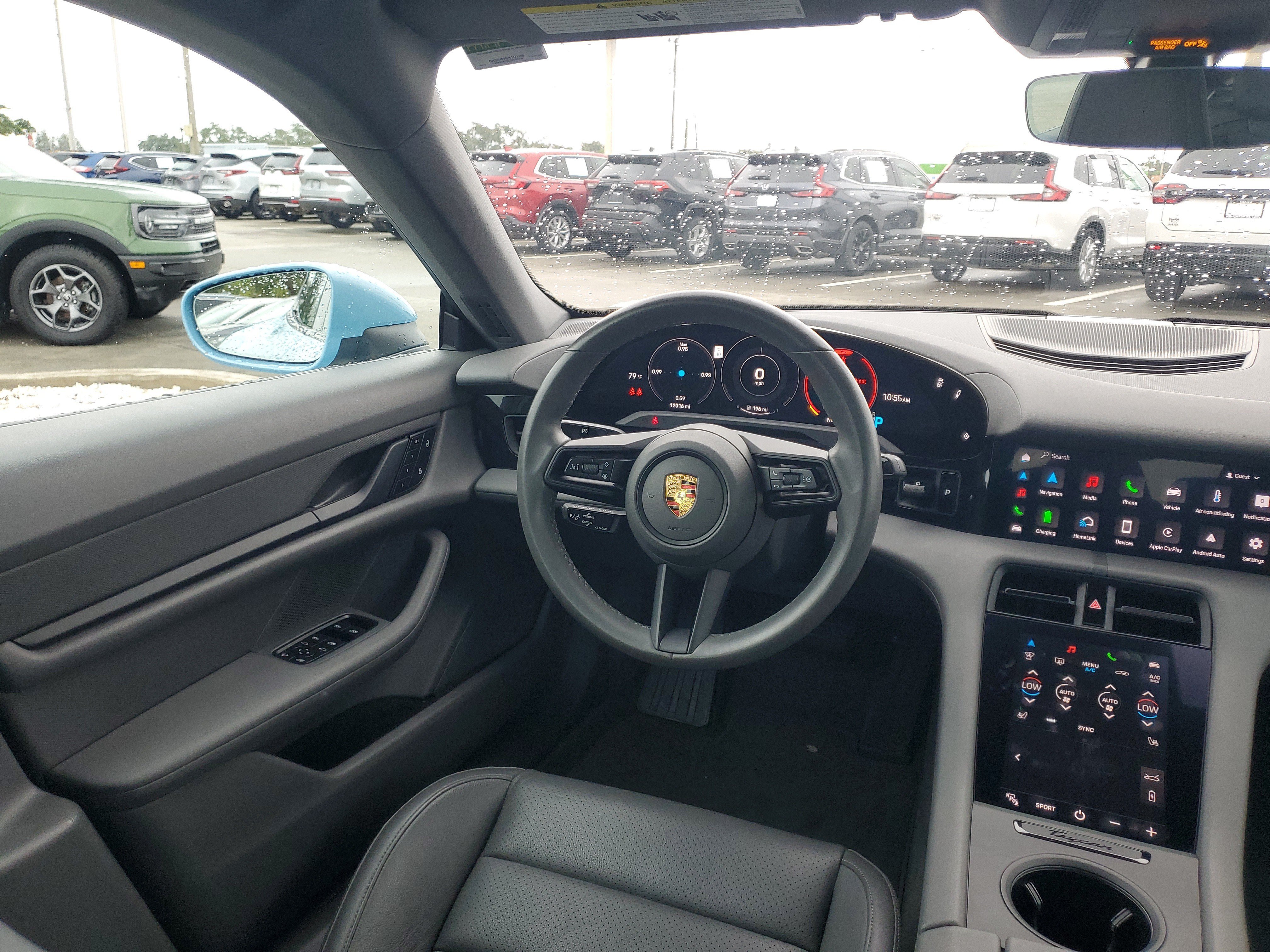 Used 2022 Porsche Taycan RWD image 18