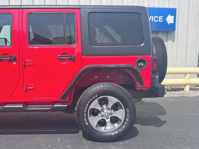 Used 2016 Jeep Wrangler Unlimited Sahara w/ Connectivity Group image 14