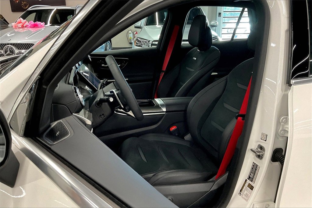 New 2025 Mercedes-Benz GLC 63 AMG S image 9
