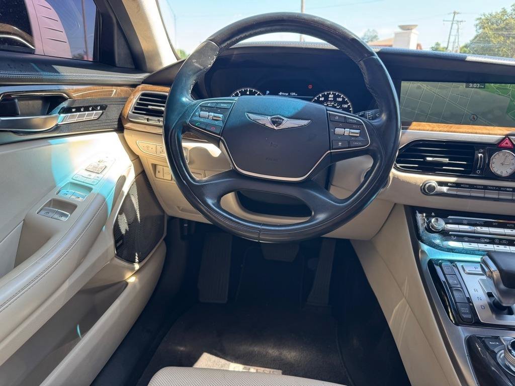 Used 2017 Genesis G90 3.3T Premium RWD image 16
