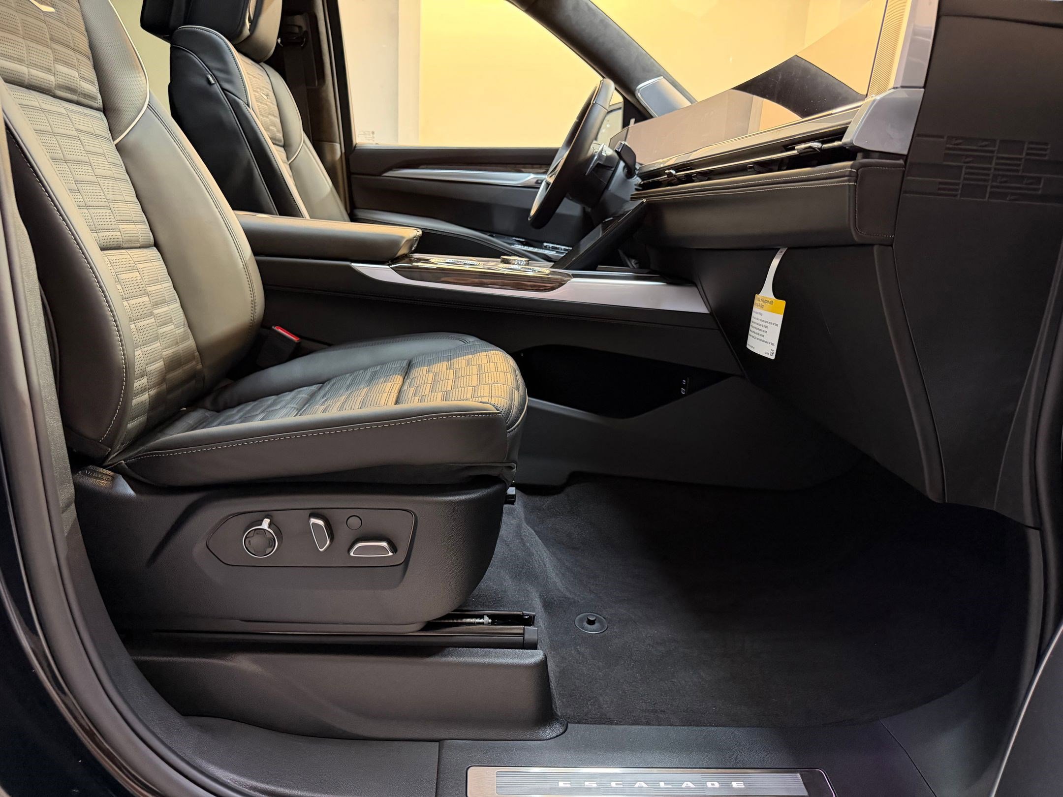 New 2026 Cadillac Escalade Platinum Sport AWD/4WD image 66