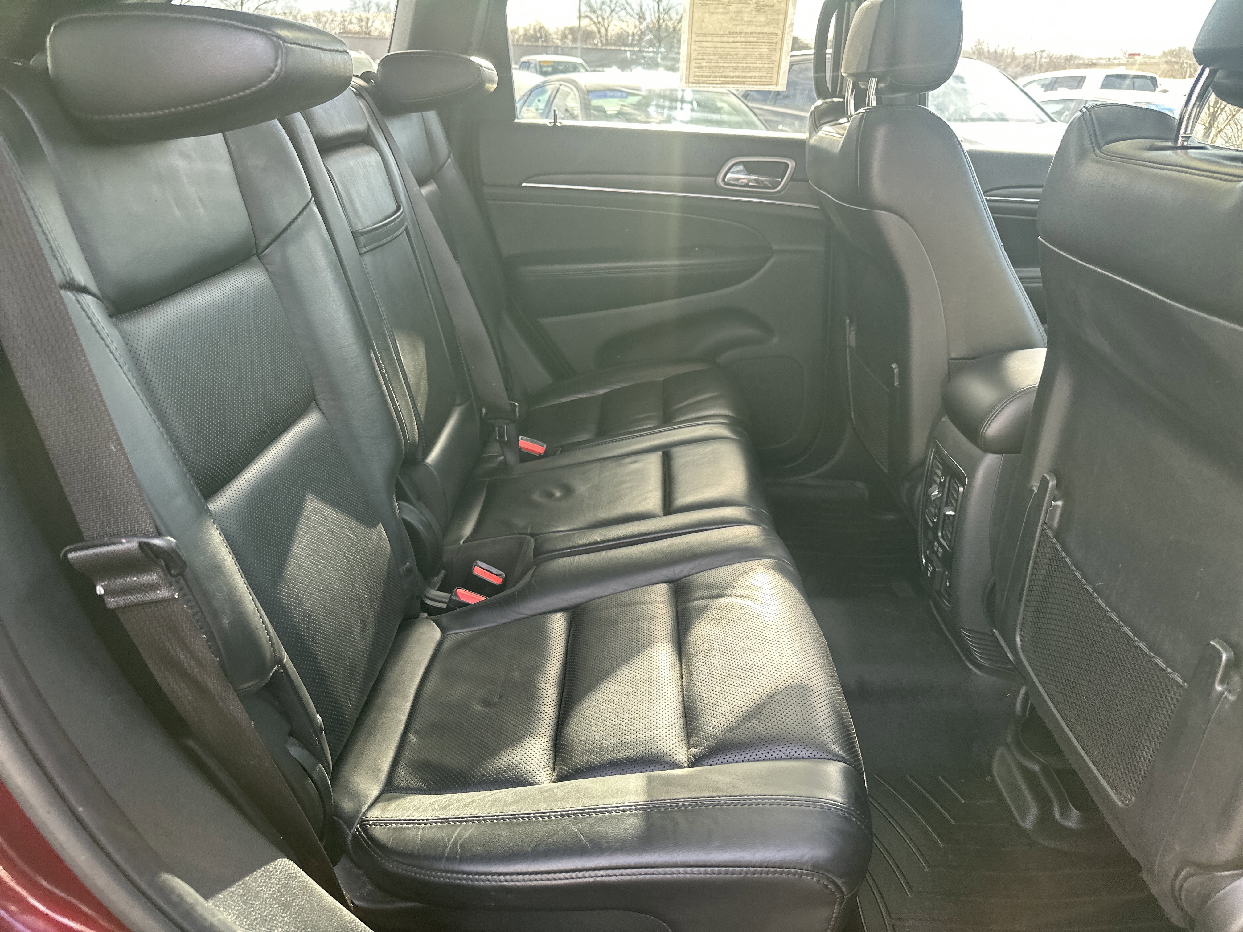 Used 2020 Jeep Grand Cherokee Limited w/ Luxury Group II image 27