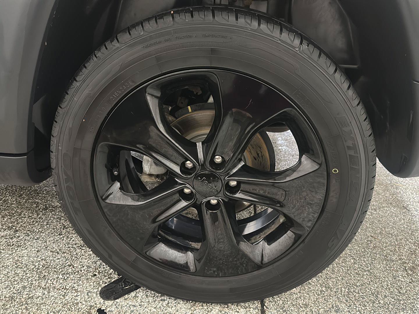 Certified 2019 Jeep Compass Latitude AWD/4WD image 14