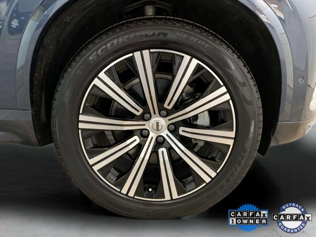 Used 2025 Volvo XC90 B6 Plus image 34