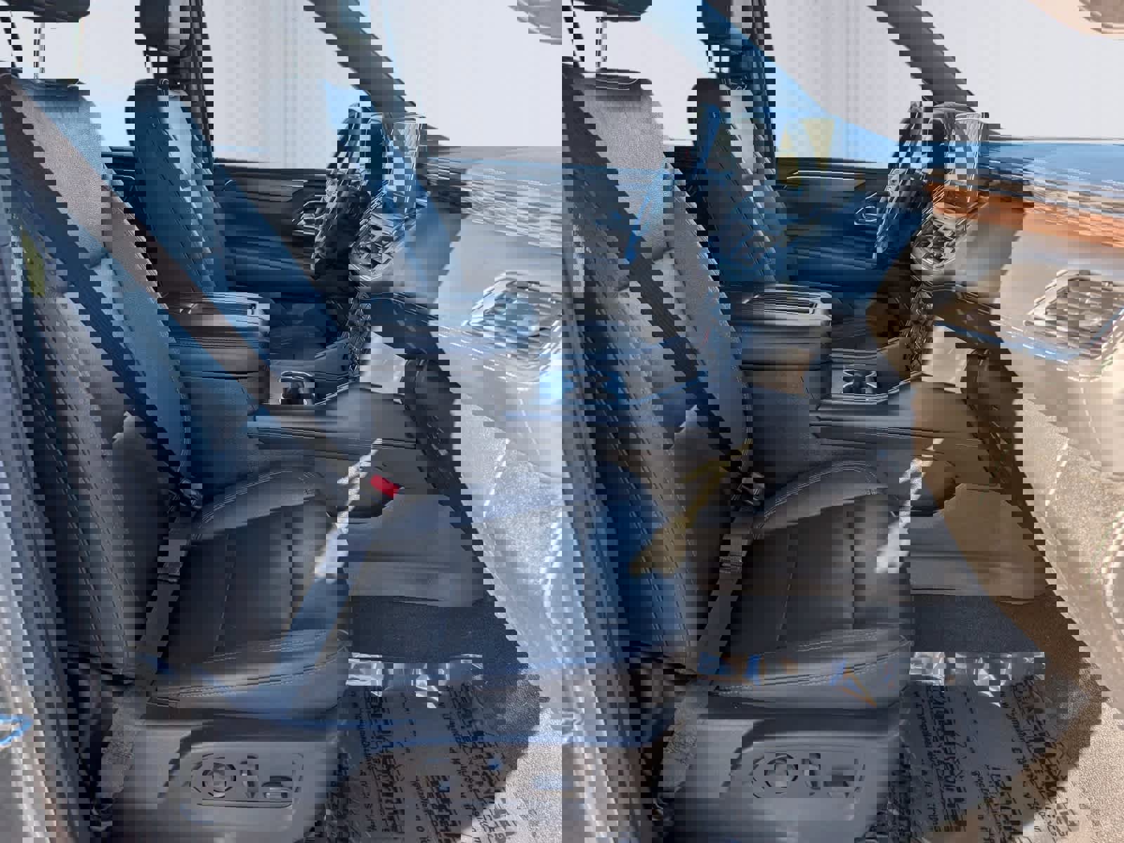 Used 2022 Chevrolet Suburban LT image 9