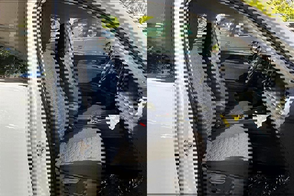 New 2025 Volkswagen Tiguan S image 6