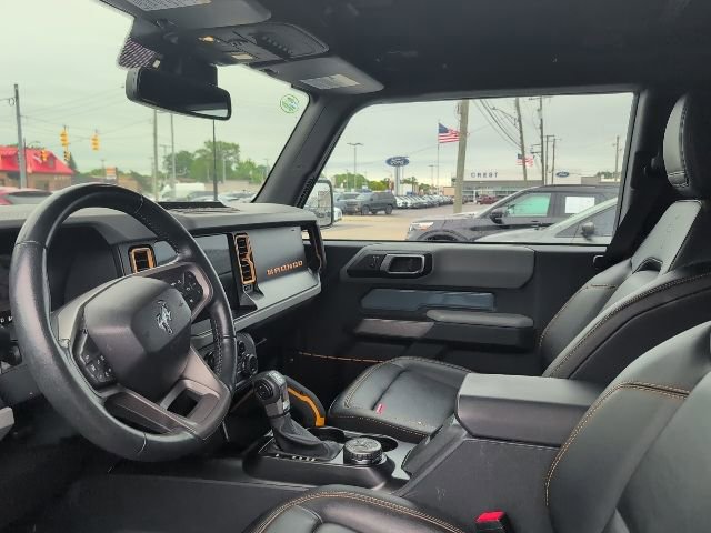 Used 2023 Ford Bronco Badlands w/ Sasquatch Package AWD/4WD image 8
