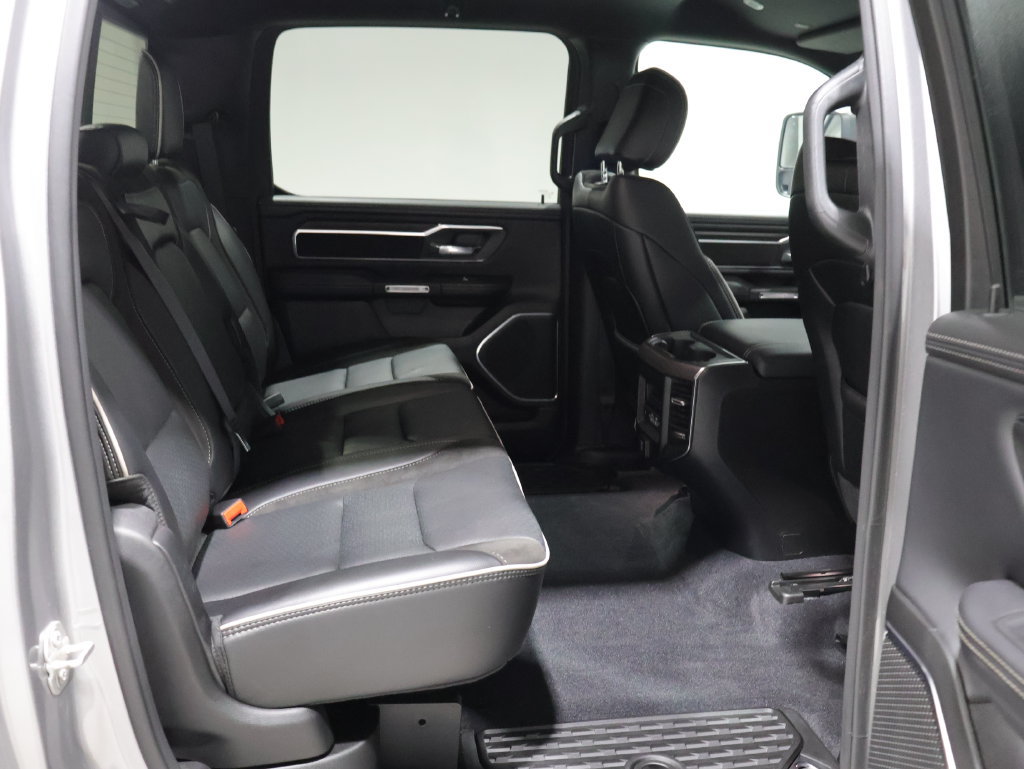 Used 2025 RAM 1500 Laramie w/ Sport Appearance Package AWD/4WD image 20