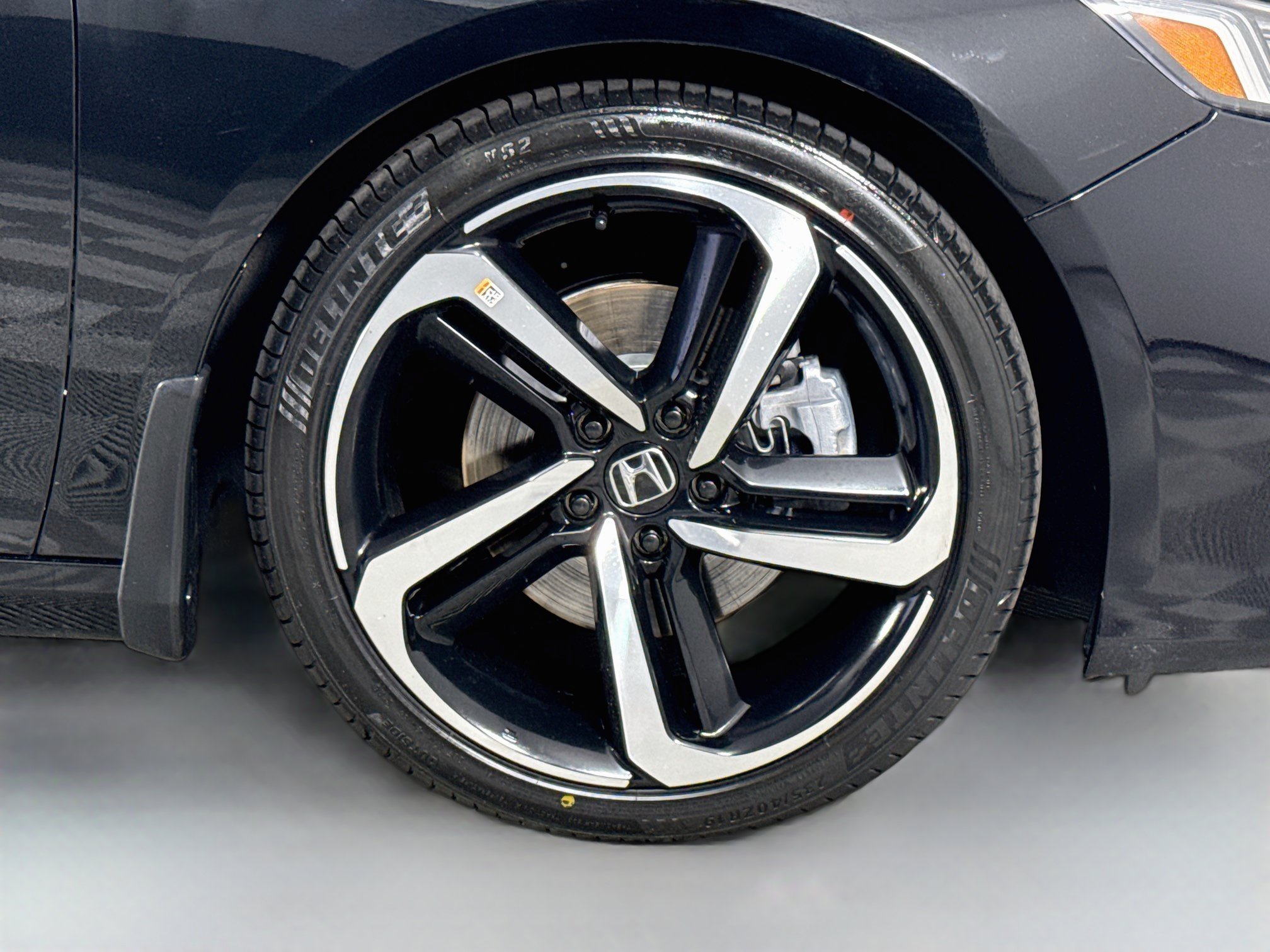 Used 2021 Honda Accord Sport image 32