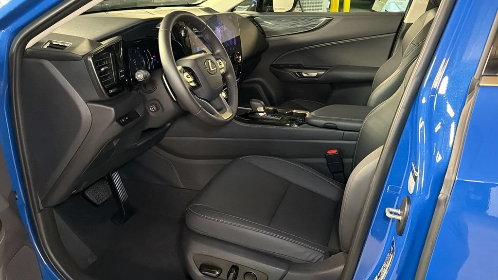 Certified 2025 Lexus NX 350 AWD w/ Premium Package image 20