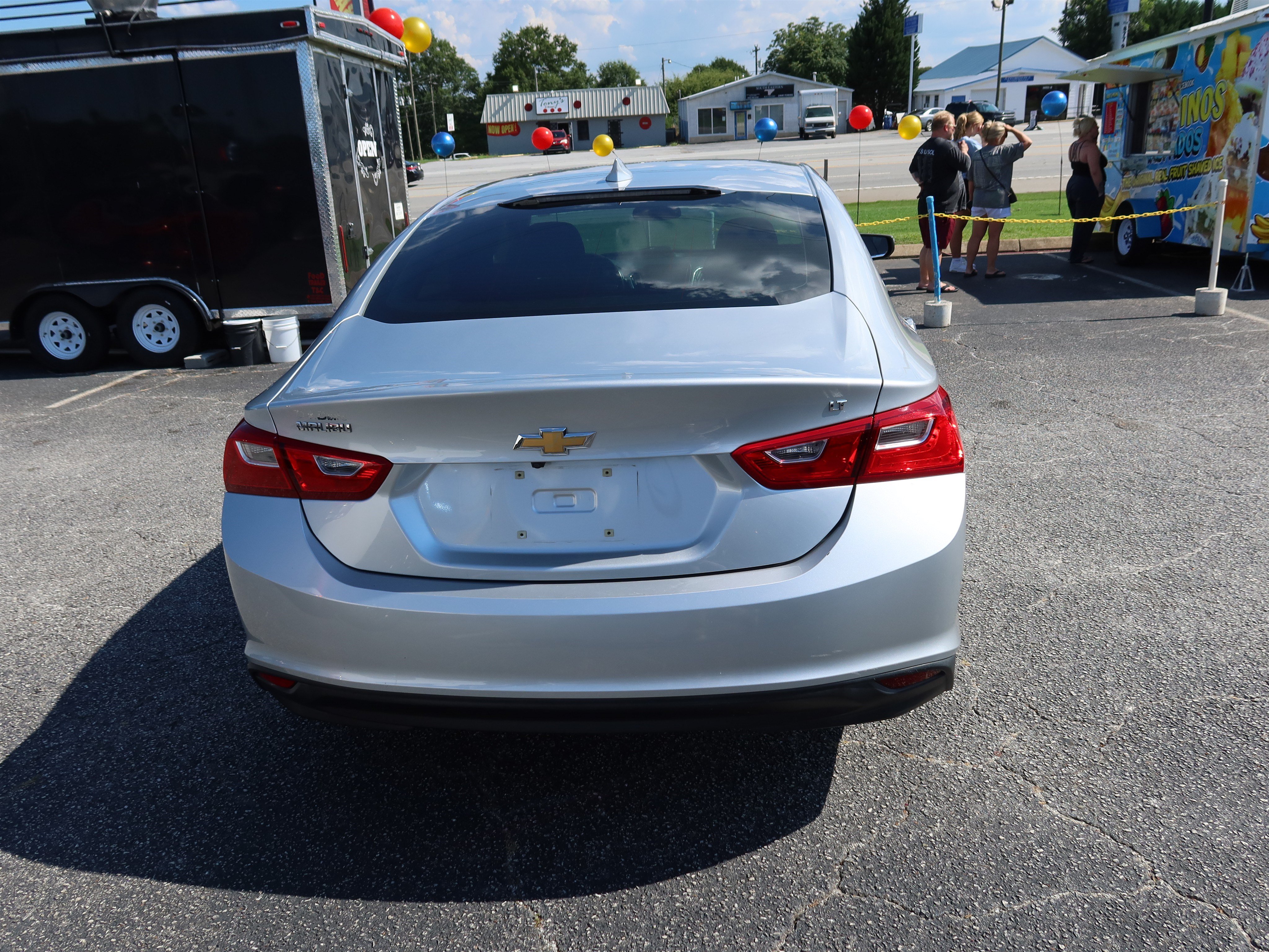 Used 2018 Chevrolet Malibu LT FWD image 5