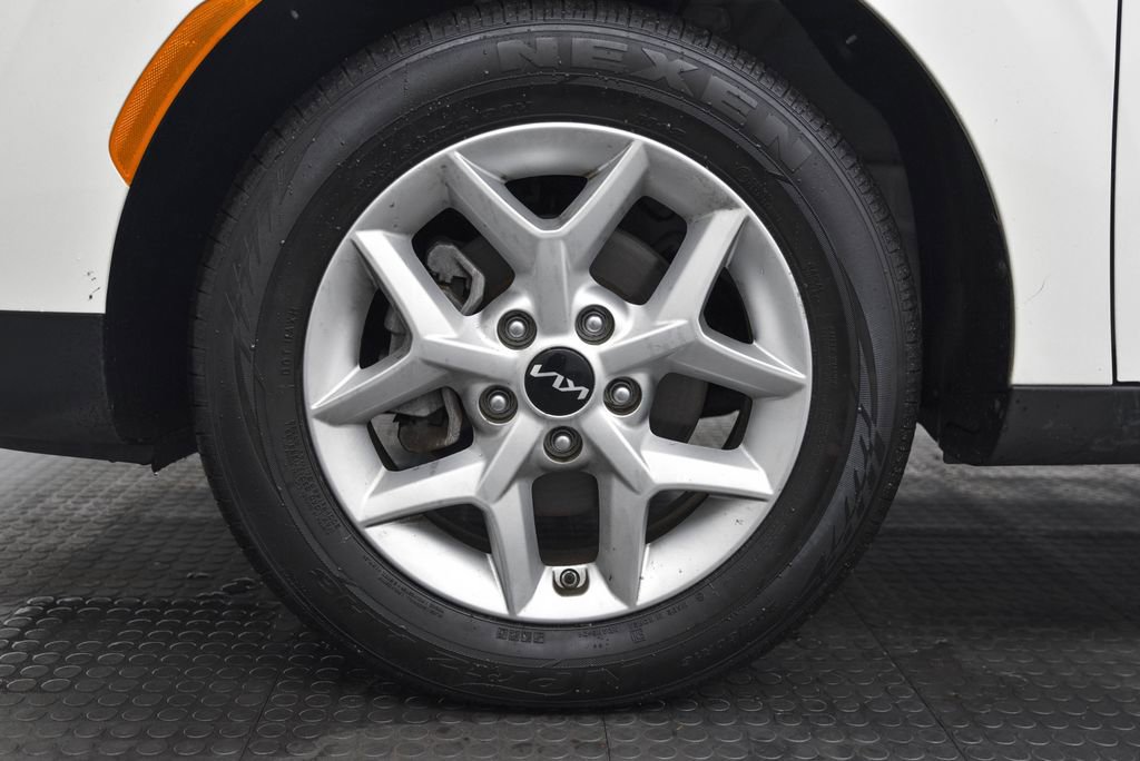 Used 2024 Kia Soul LX w/ Option Group 015 image 10