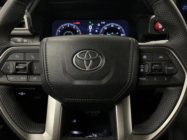 Used 2024 Toyota Tacoma TRD Off-Road image 15