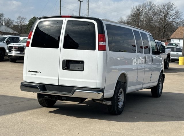 New 2025 Chevrolet Express 3500 LS image 3
