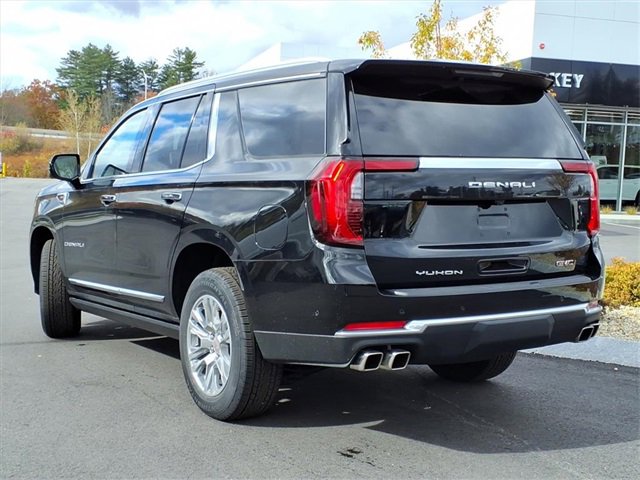 New 2026 GMC Yukon Denali w/ Sun & Power Step Package image 4