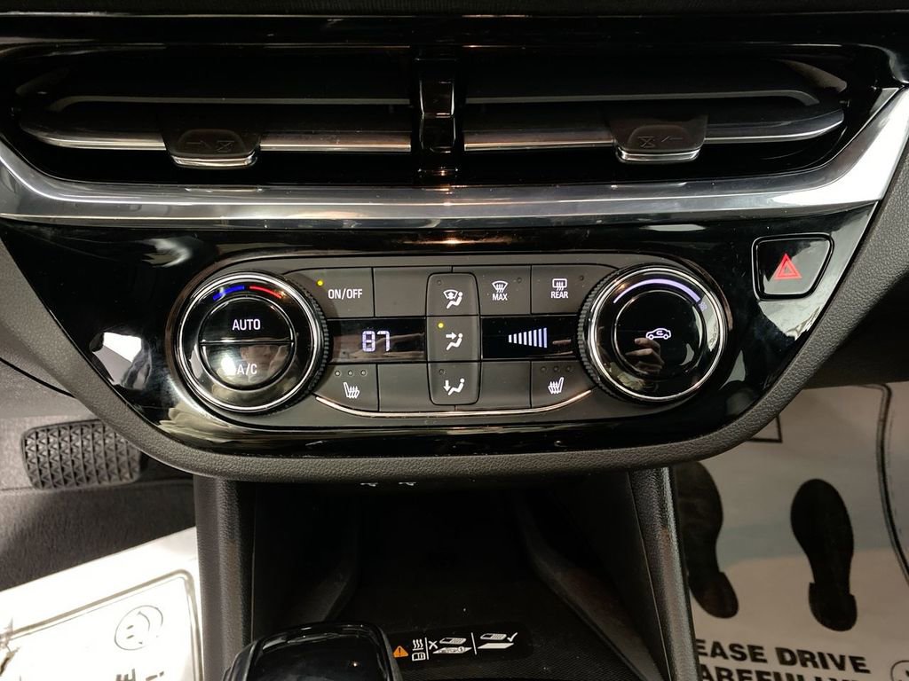 Certified 2024 Buick Envista Sport Touring w/ Convenience I Package image 18