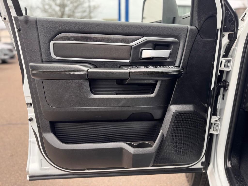 Used 2024 RAM 2500 Big Horn image 13