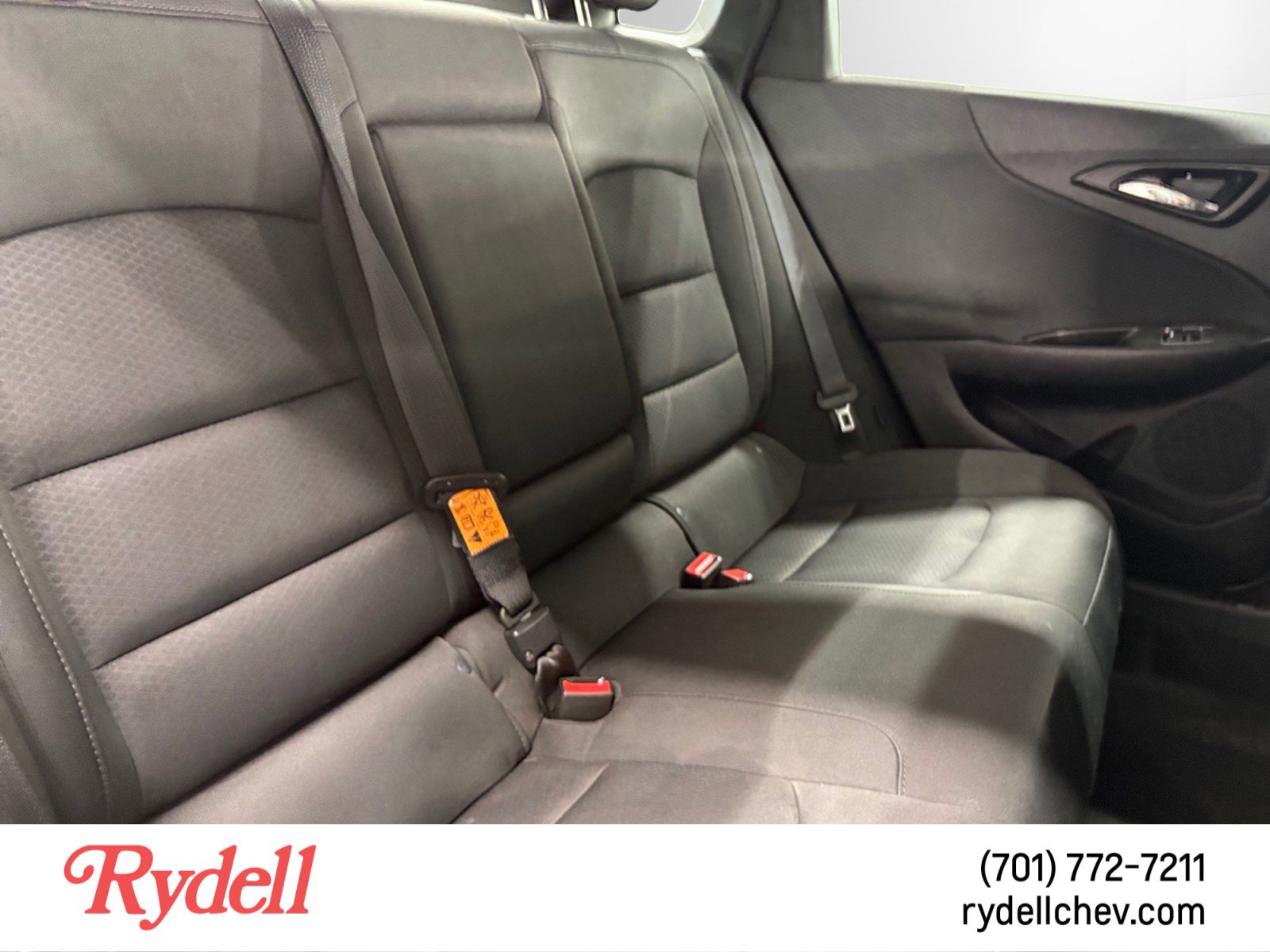 Used 2018 Chevrolet Malibu LT FWD image 17