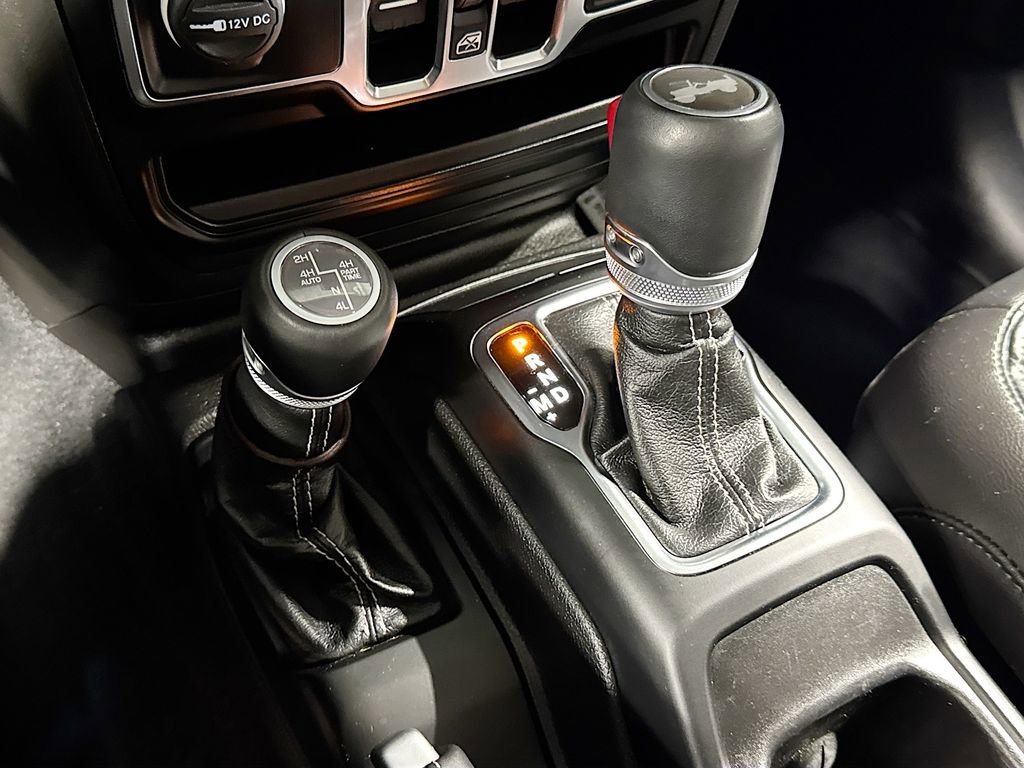 Used 2022 Jeep Wrangler Unlimited Sahara image 20