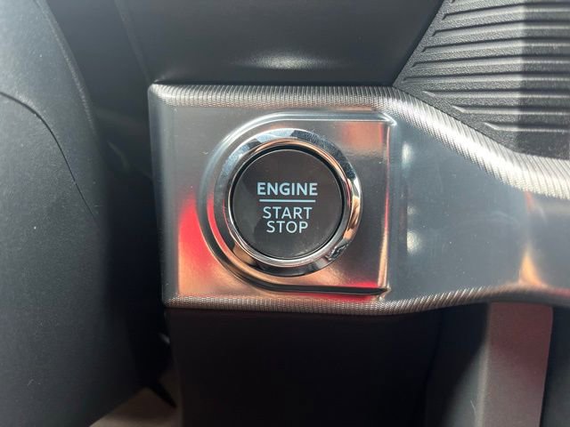 New 2025 Ford F150 Lariat w/ Equipment Group 502A High image 16