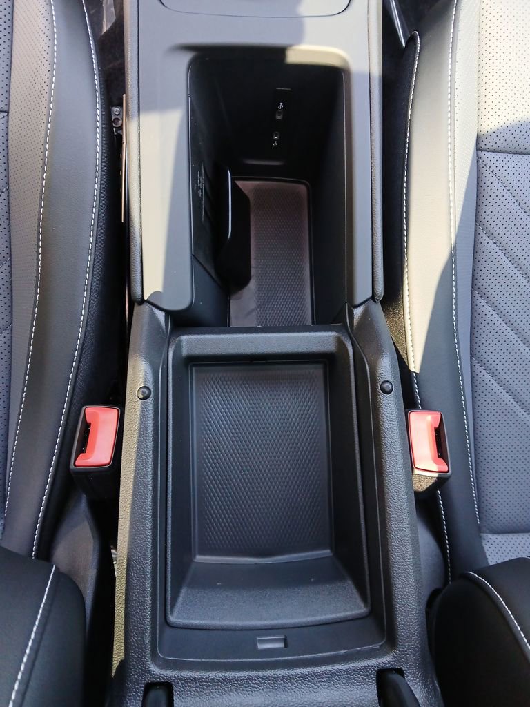 New 2026 Volkswagen Tiguan SE R-Line image 25