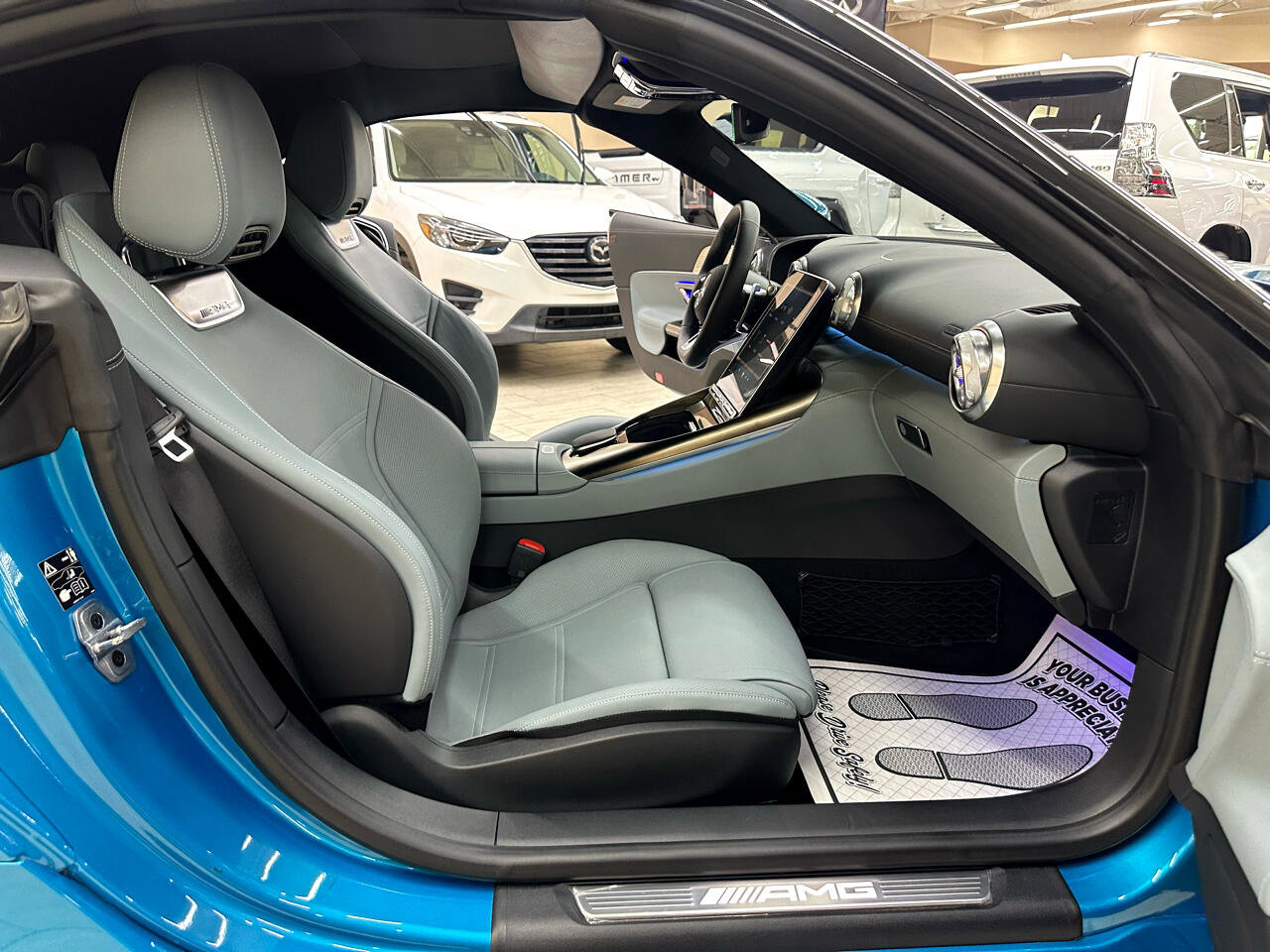 Used 2024 Mercedes-Benz SL 43 AMG image 43